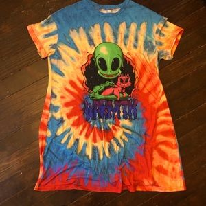 Long trippy shirt